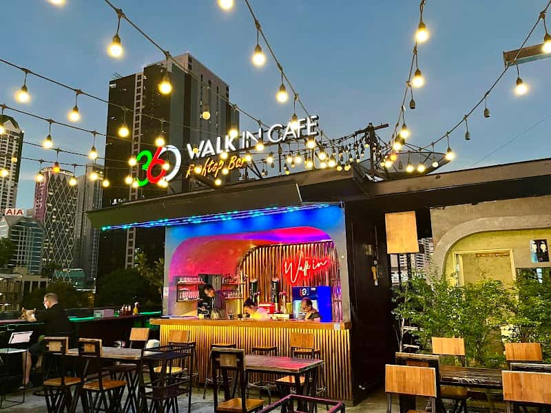 360 Walk In Cafe Rooftop Bar