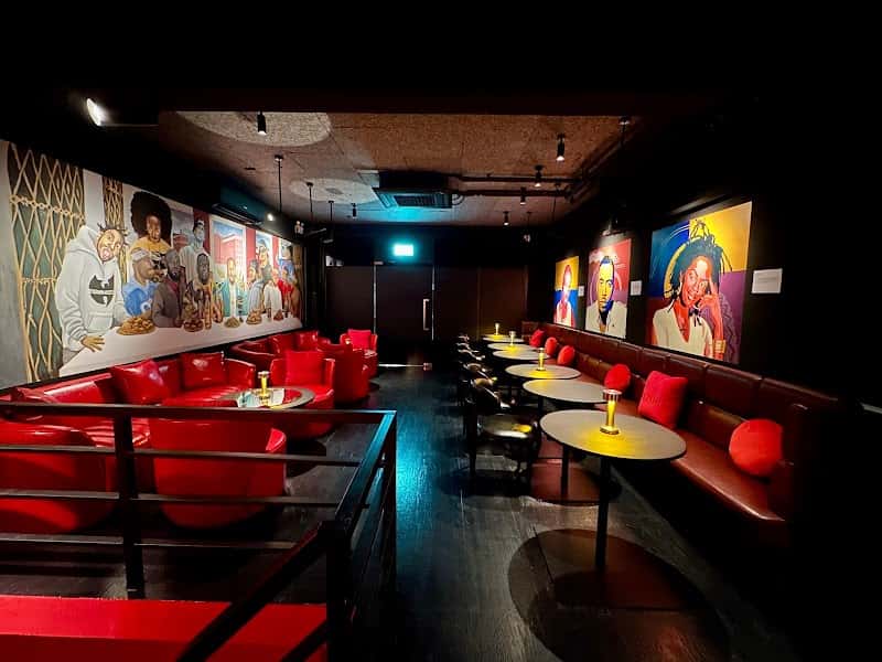 ALZURI RESTAURANT & LOUNGE
