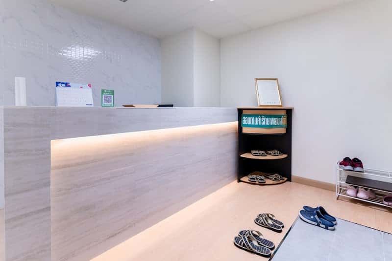 Aoi Newton Clinic