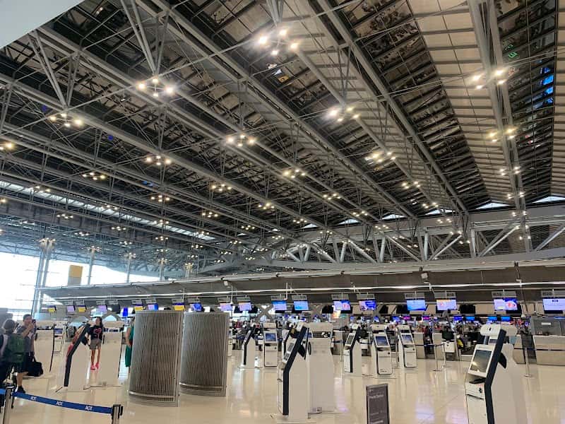 Bangkok Airport Train & Limo Transfer Service