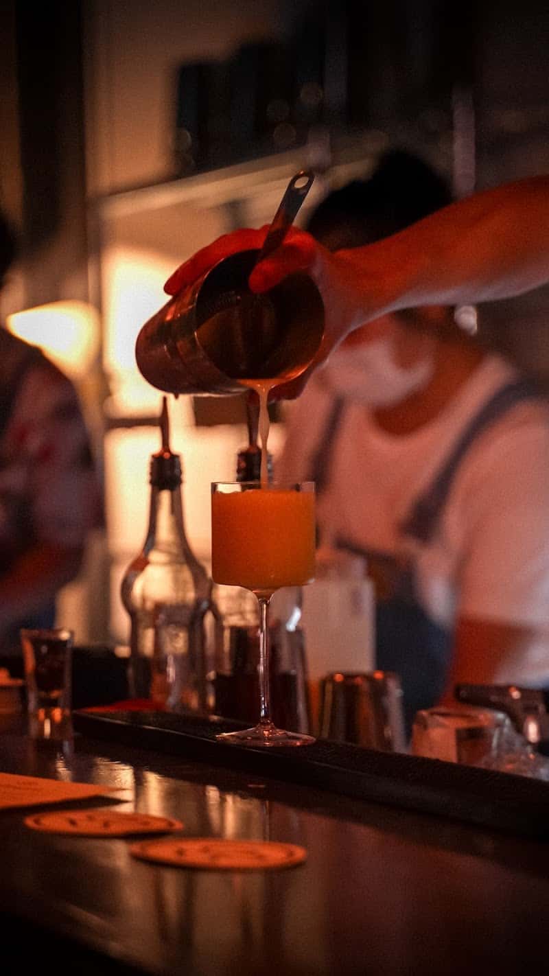 Bar Iris