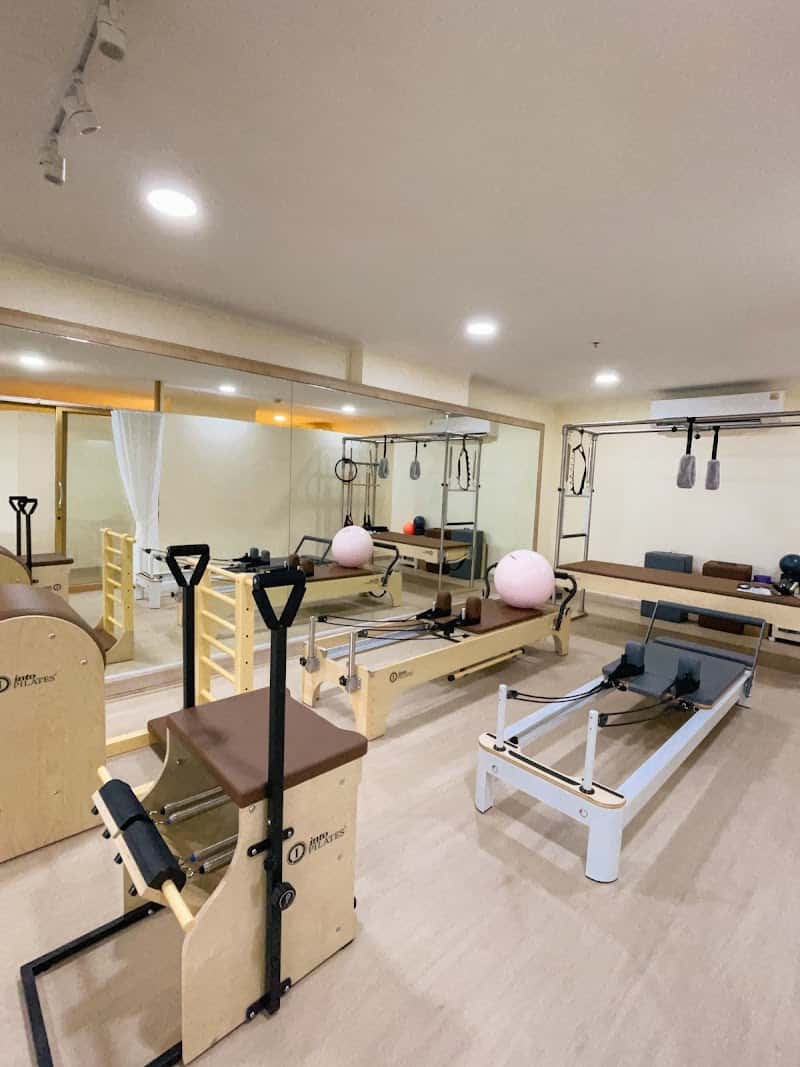 Bondy pilates studio pinklao