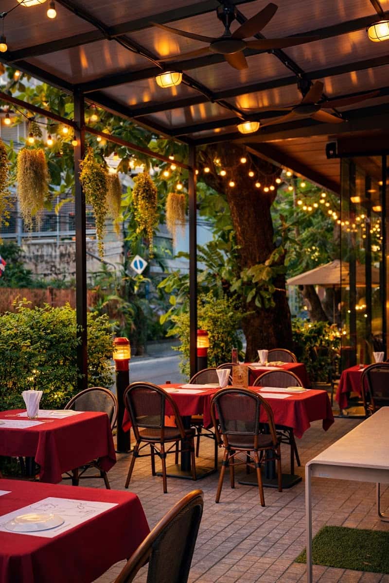 Chez Papa Bangkok