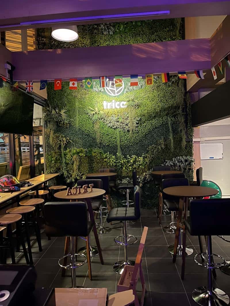 Chill Out Bar On Nut