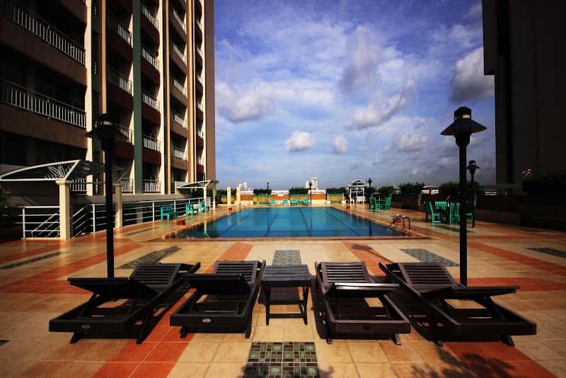 Evergreen Place Siam by UHG
