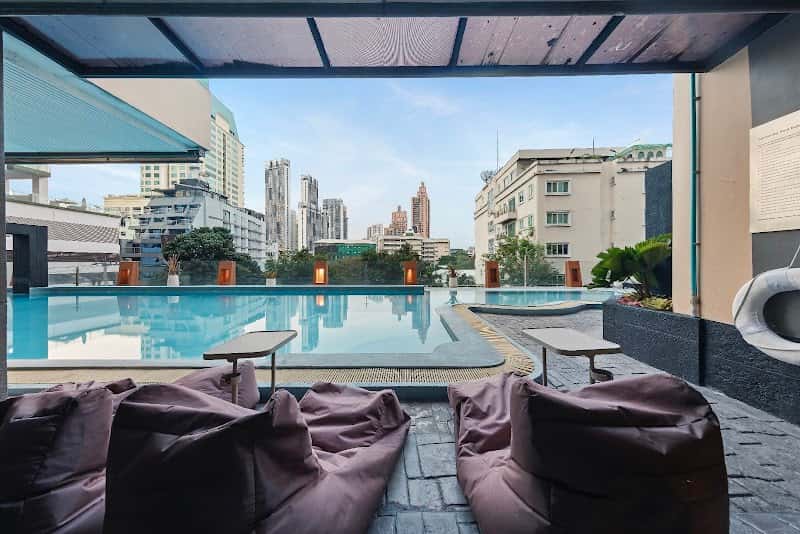 Golden Tulip Mandison Suites