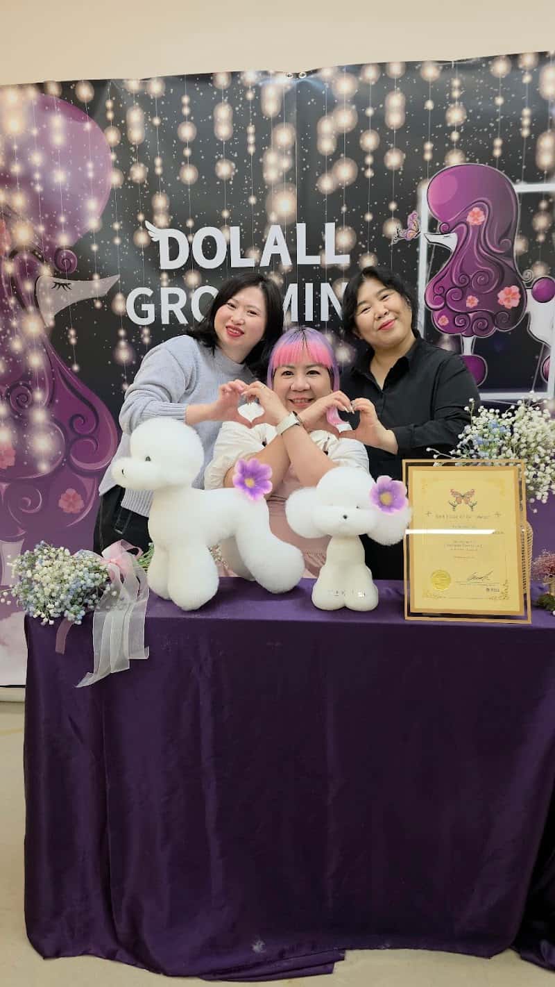 Happy Grooming Salon & Homestay