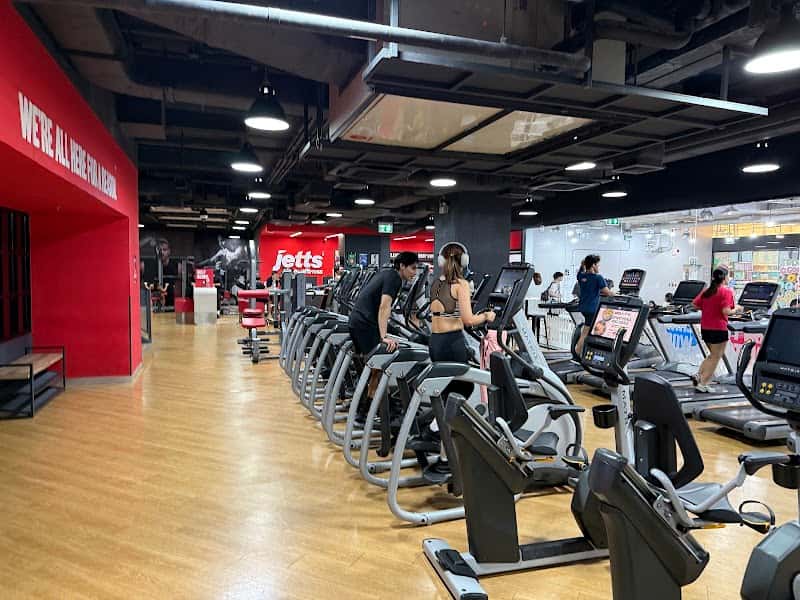 Jetts 24 Hours Fitness - Siam Square One