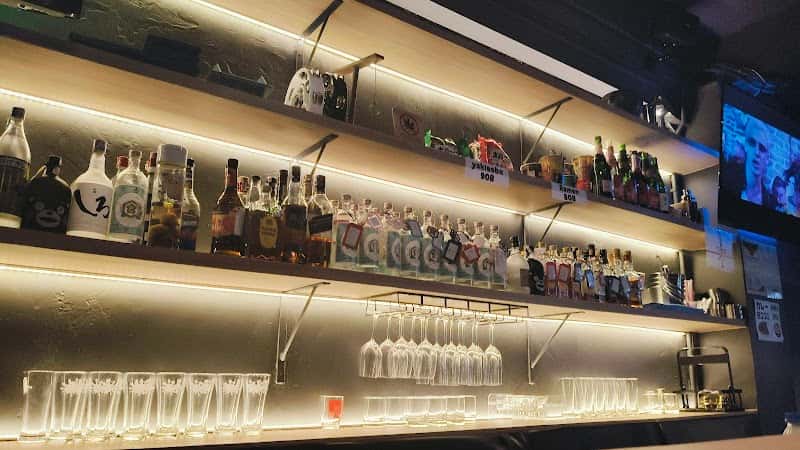 Karaoke Bar Kumonoito BKK - BKK