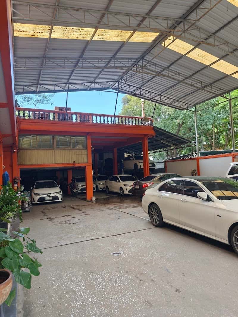Lumphini Car Rent Center