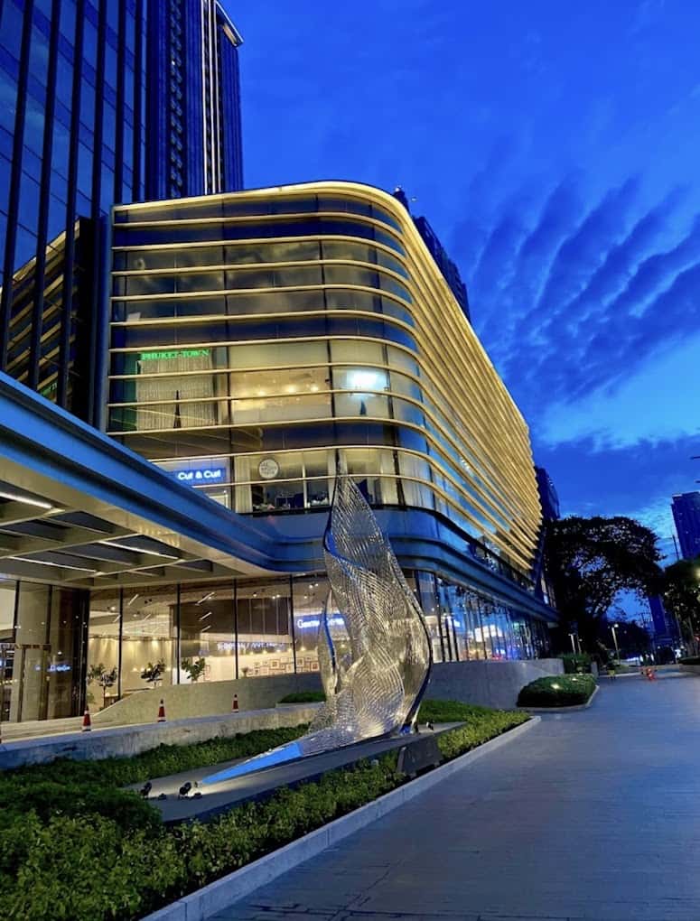 MAX LAW FIRM