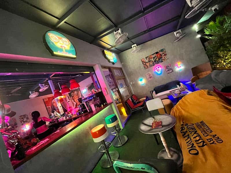 Mayby Baby Cocktail Bar