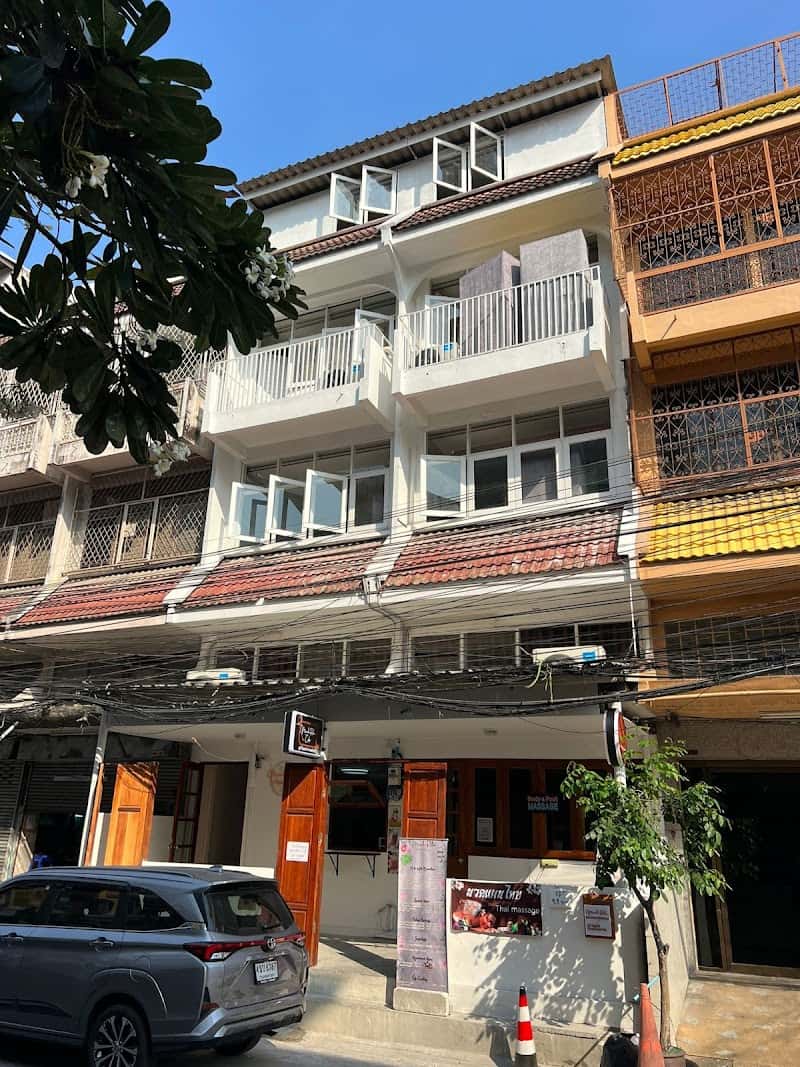 Moochi Relax Massage Ratchada