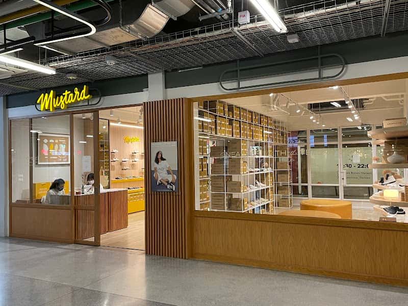 Mustard Sneakers Flagship Store