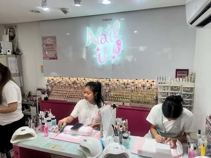 Nail it ! Tokyo | BTS Phloen chit