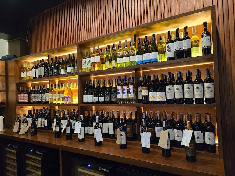 nomonomo wine bar