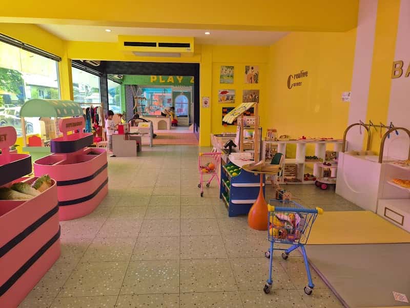 Playlery Land คาเฟ่เด็กเพลเลอรี่แลนด์