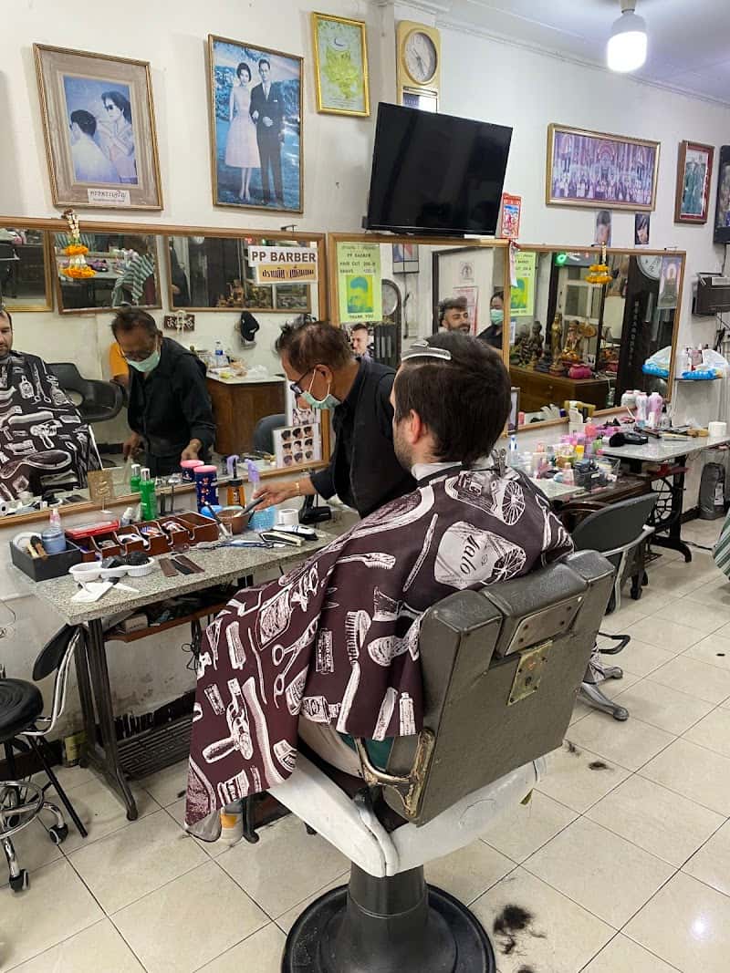 PP barber~ Prappai Puan Pom (Shave and Barber shop)