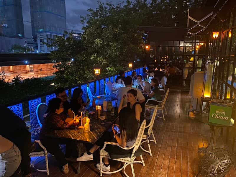 Praya Bar