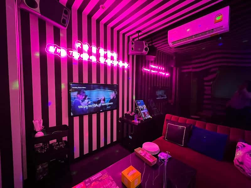 R & B Karaoke