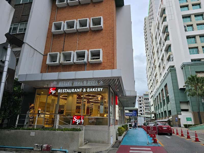 S & P Phramongkutklao Hospital