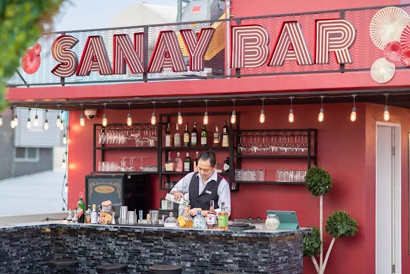 Sanay Rooftop Bar Khaosan
