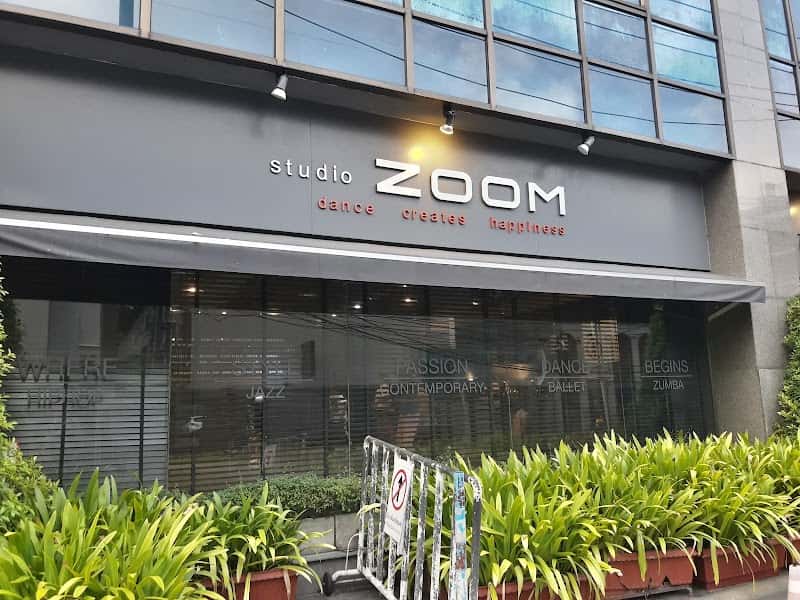 Studio Zoom