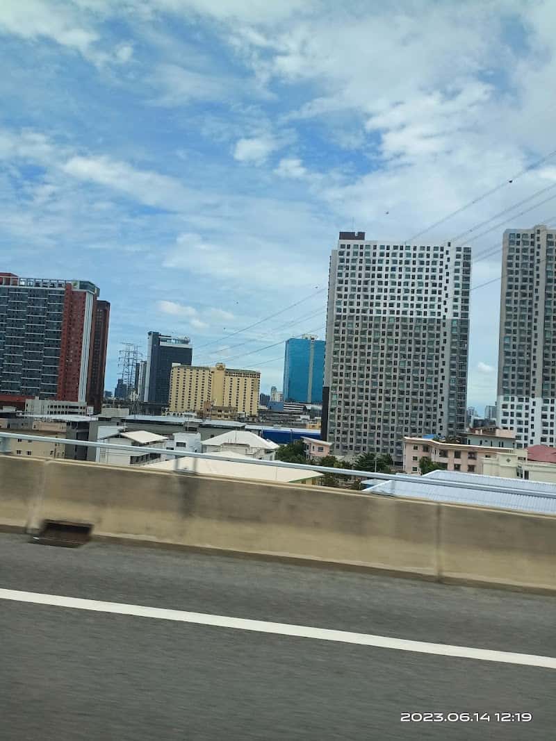 Sukhumvit Living Town