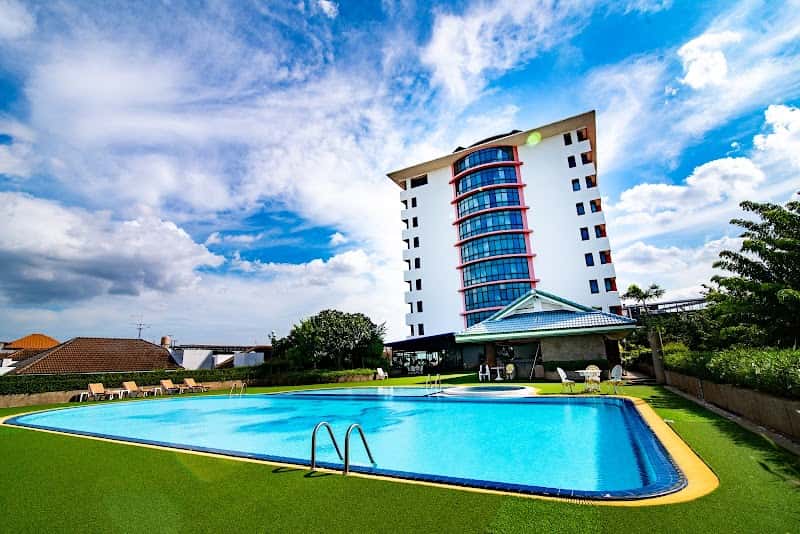 Town in Town Hotel