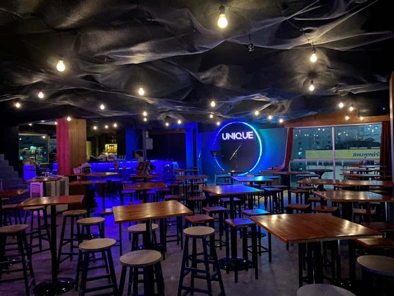 UNIQUE BAR ratchada