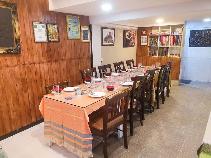 Usman Thai Muslim Food (Halal)