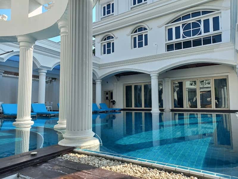 V20 Boutique Hotel