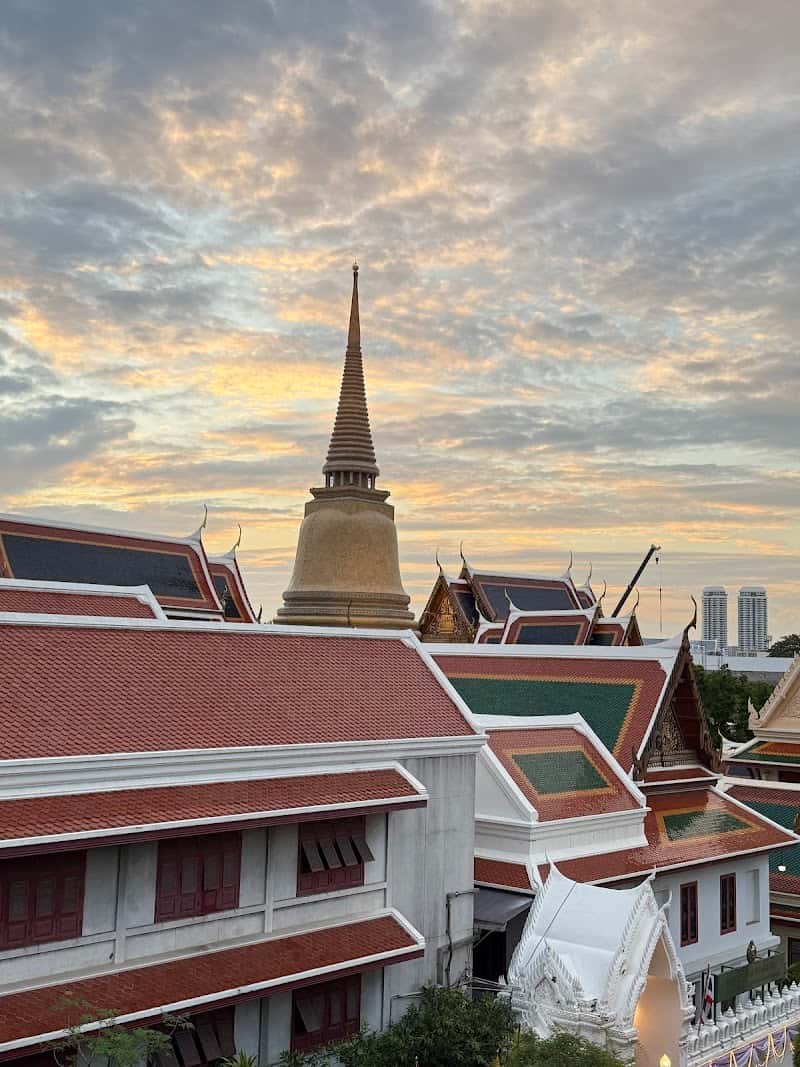 Yak Thai Poshtel