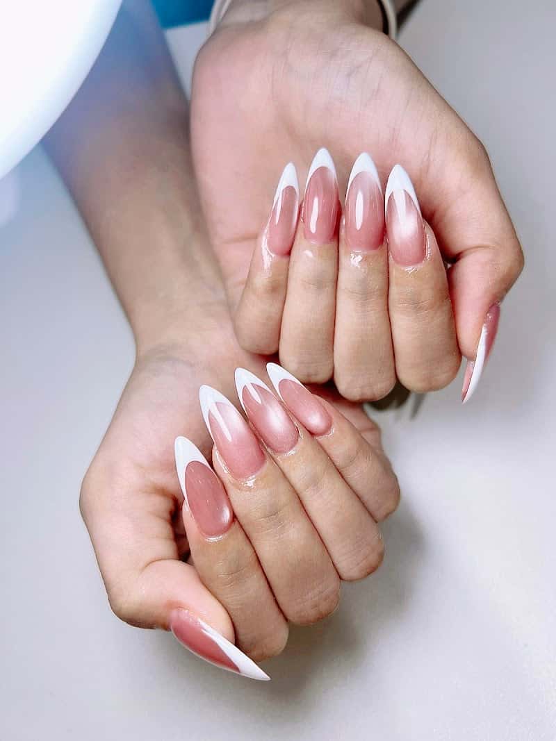 YOURNAILS62