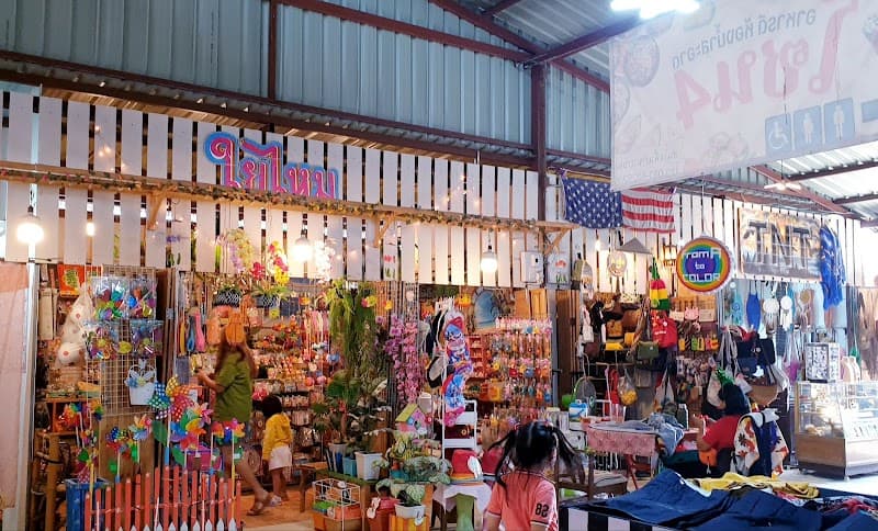 ตลาดน้ำคลองลัดมะยม โซน 4