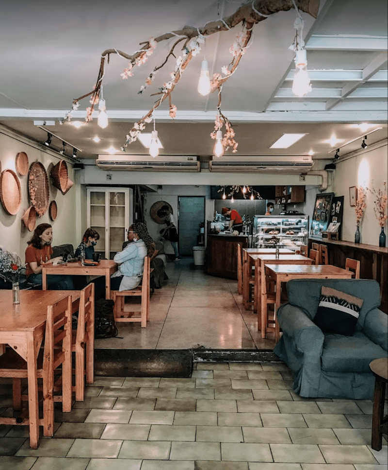 Antique Café & Cakes