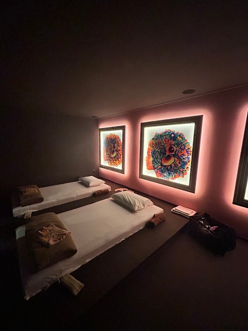 Asia Herb Association Benchasiri Park Shop