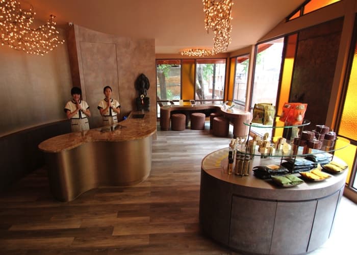 Asia Herb Association Sukhumvit 4 Nana Shop