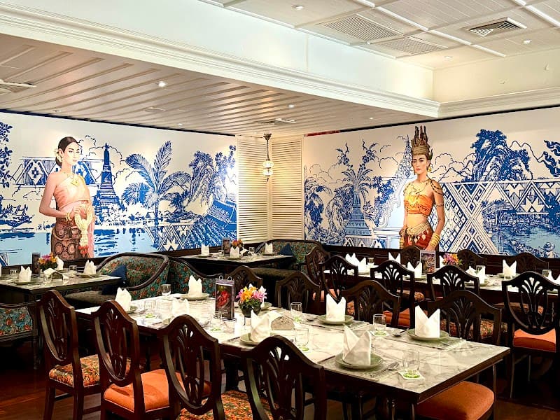 Baan Khanitha & Gallery