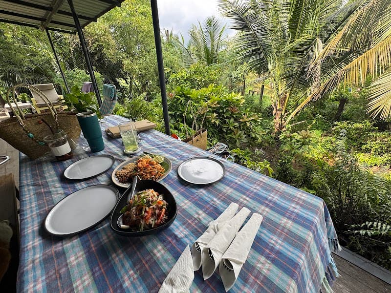 Baan Makham Bang Nam Pheung