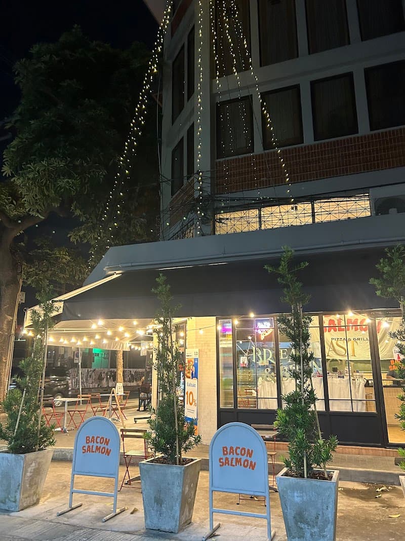 Bacon Salmon - Pizza Caravan