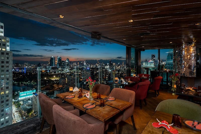 Bangkok Heightz Rooftop (Restaurant & Bar 39th floor)