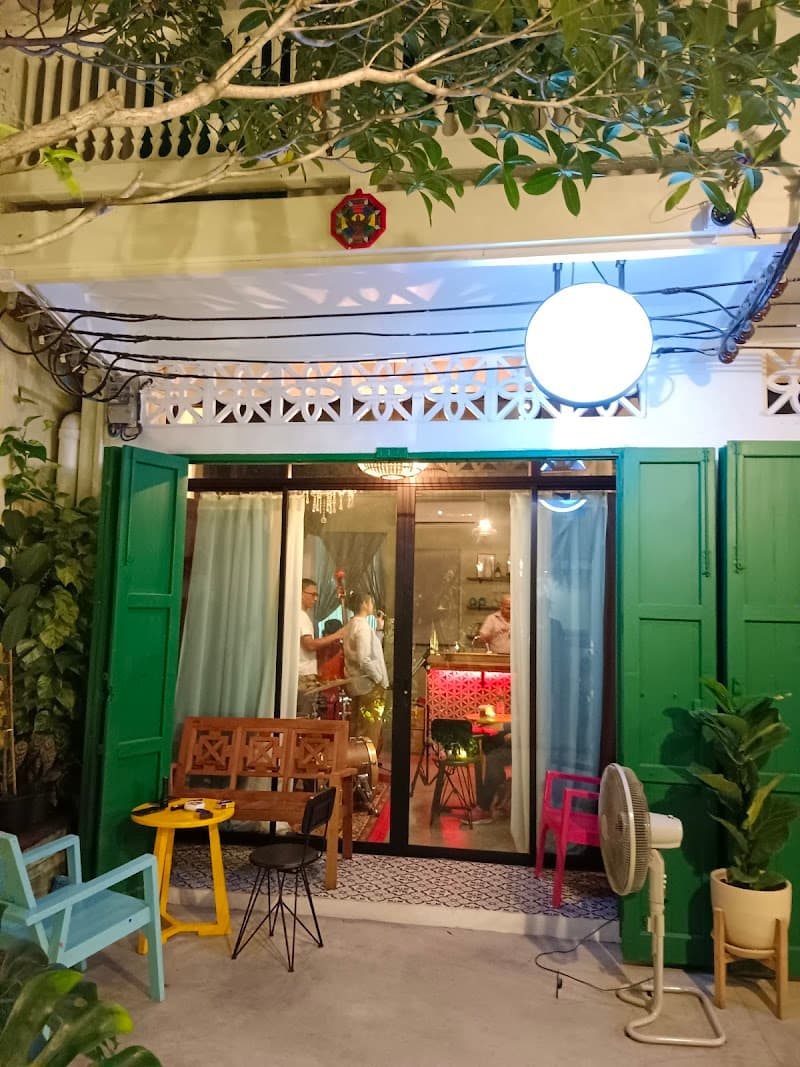 Bangkok Mojo * Music Lovers' Club