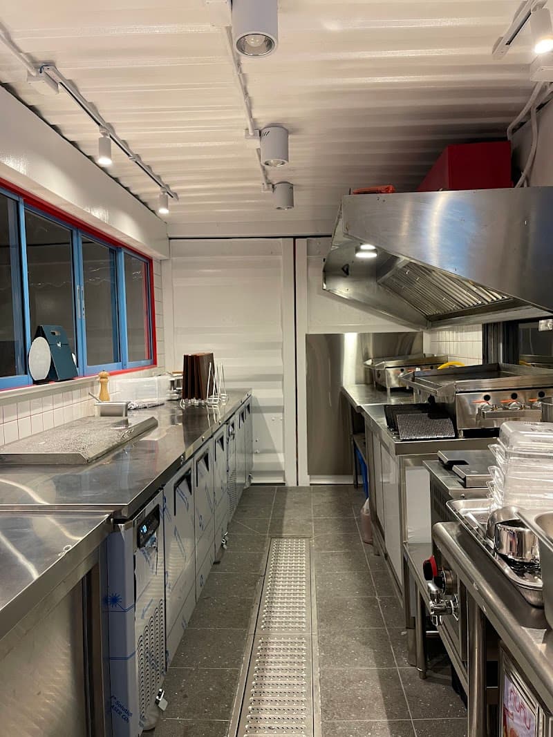 Barney’s Burger Joint Sukhumvit 23