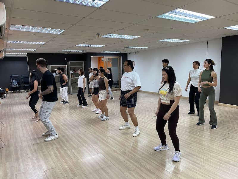 BBG Dance Studio - Bachata Salsa Kizomba