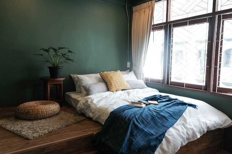 Better Moon Guesthouse & cafe