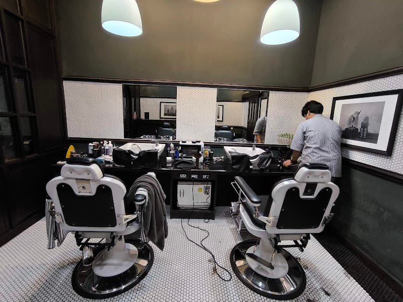 Blockhead Barber Club