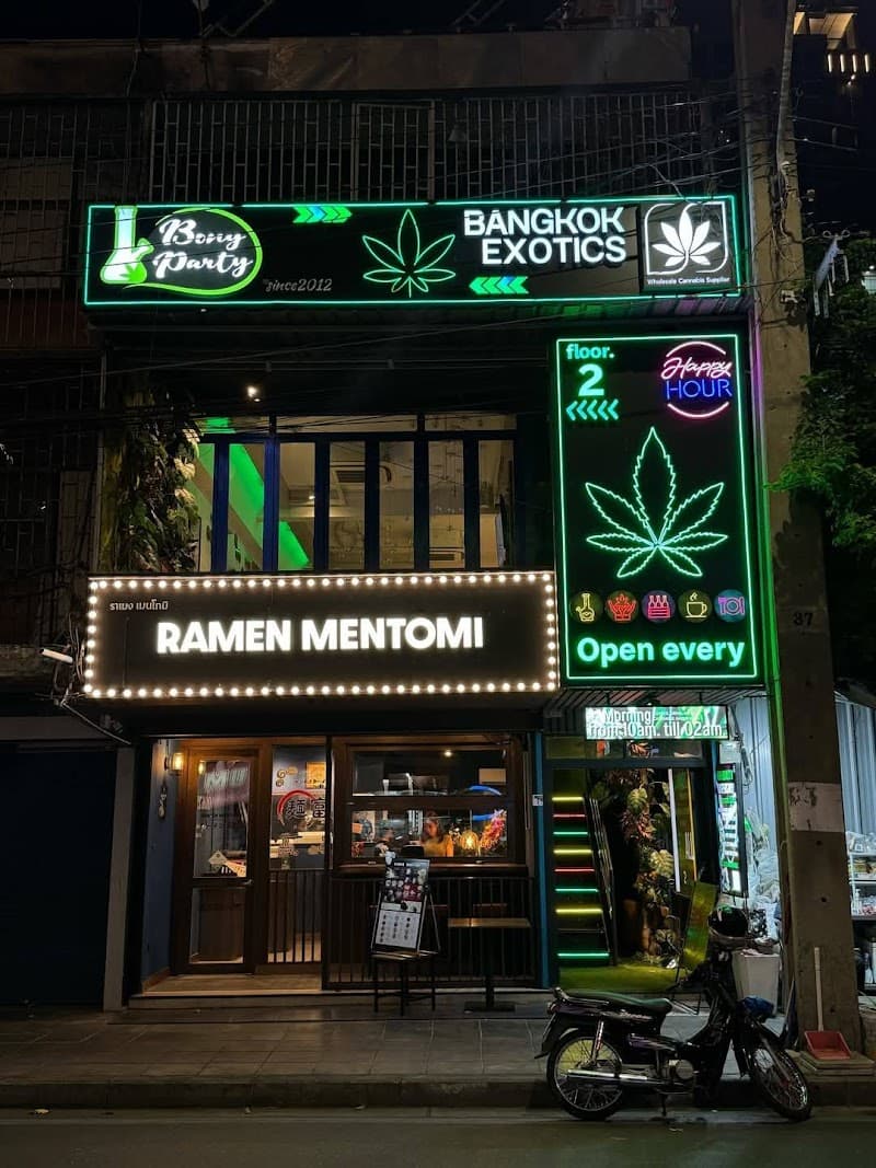 Bong Party x Bangkok Exotics