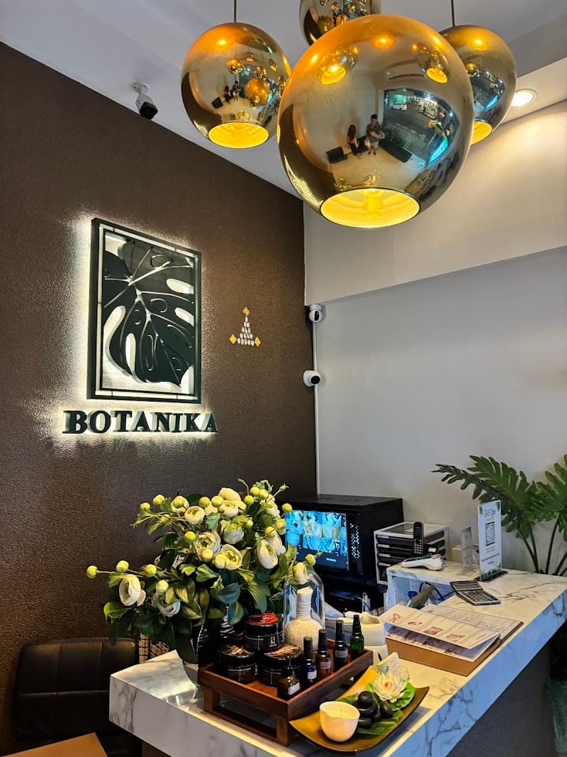 Botanika Massage - Sala Daeng