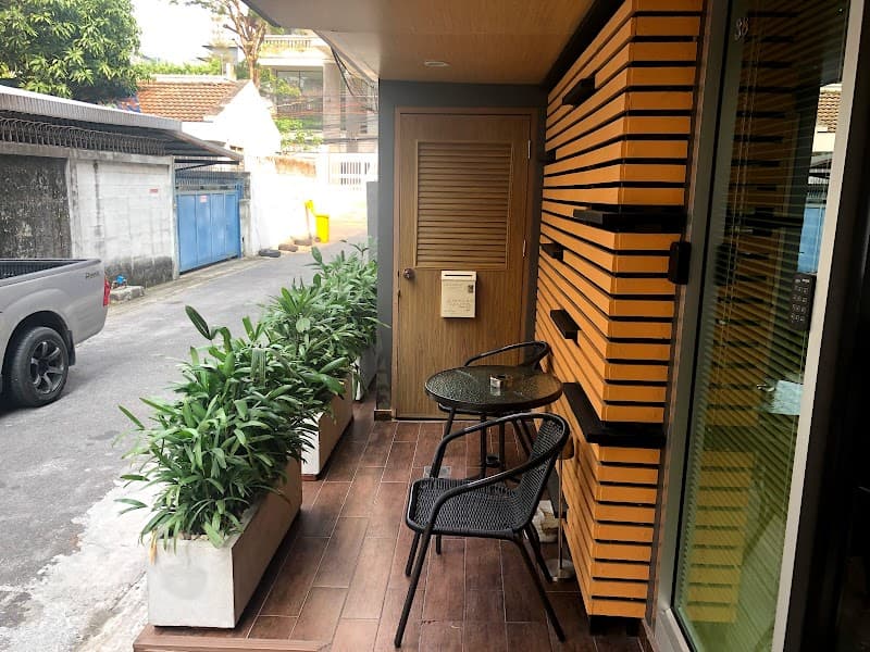 CASA@20: Premium studios: monthly and long stay rentals - please whatsapp for details.